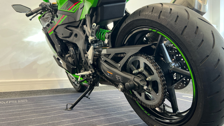 Kawasaki Ninja Zx 4 ZX400SRFNN (24MY)